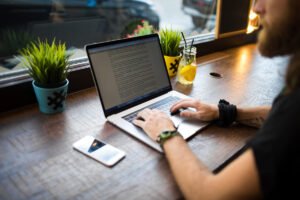 Embora a copywriting está ligado diretamente no intuito de venda, quando uma agência que oferecem os dois serviços fazem um trabalho conjunto os resultados de vendas são mais satisfatórios.