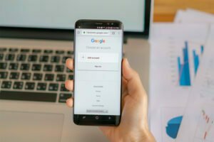 As ferramentas de SEO mencionadas anteriormente têm muitas funcionalidades úteis para acompanhar e medir o desempenho do seu site nos resultados de pesquisa do Google.