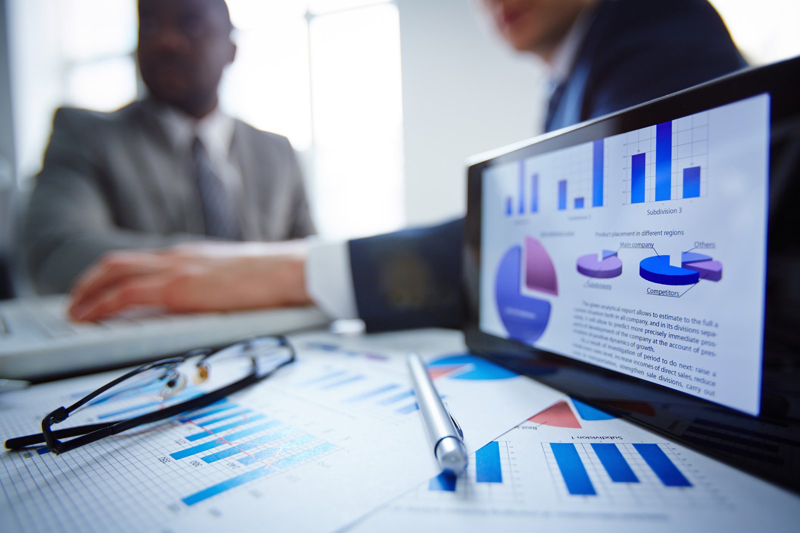 O Que É Um Consultor De Marketing Digital E Como... Você sabe o poder em contratar um Consultor de Marketing Digital para sua empresa? Preparamos um belo artigo para te explicar - LEIA