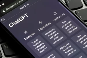 Embora o Chat GPT possa responder a perguntas comuns, é importante personalizar as respostas para que reflitam a voz e o tom da sua marca. Certifique-se de que as respostas sejam amigáveis, úteis e consistentes com o estilo de comunicação da sua marca.