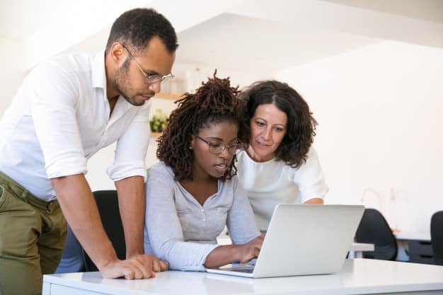 marketing-para-propsectar-clientes Além do aumento da carteira de clientes ativos, os números de serviços esporádicos também teve um aumento: novas aberturas de empresas, encerramentos, desenquadramento, MEIs, regularizações, IRPF e IRPJ.