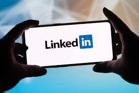 publicidade-no-linked-in-ads Existem vários tipos de anúncios que podem ser criados na plataforma de publicidade LinkedIn Ads. Aqui estão alguns exemplos: