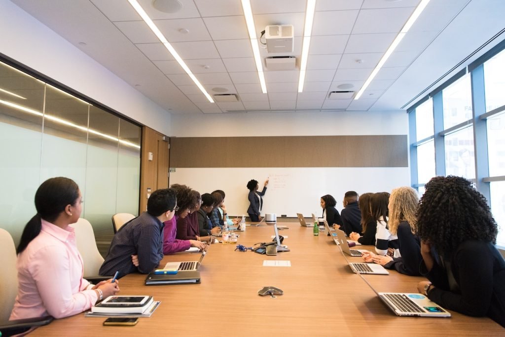 Porque investir em uma assessoria de imprensa para sua empresa AGNC Agência de Marketing Investir Em Uma Assessoria Pode Ser O Sucesso Em 2023 Quando sua empresa escolhe Investir Em Uma Assessoria ela esta dando um passo para o futuro da comunicação como as grandes empresas.