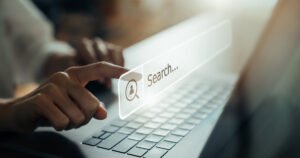 Como otimizar seu site para mecanismos de busca AGNC Agência de Marketing Otimizar o site para mecanismos de busca, também conhecido como SEO (Search Engine Optimization), é extremamente importante para as empresas a fim de melhorar sua visibilidade online e, consequentemente, aumentar seu tráfego e conversões de clientes.