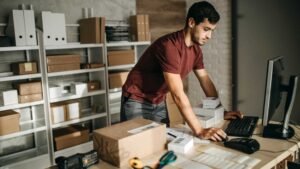A otimização de e-commerce é o processo de aprimoramento e ajuste de uma loja virtual para melhorar sua eficiência, aumentar sua visibilidade nos mecanismos de busca e, consequentemente, aumentar as vendas.