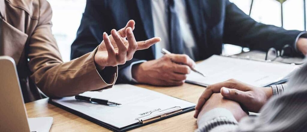 Relação Institucional: O que é e como ela pode beneficiar sua empresa? AGNC Agência de Marketing Relação Institucional: O Que É E Como Funciona Em 2023 O profissional de relação institucional é responsável pela comunicação e parceria da sua empresa com outras empresas e instituições. Saiba Mais