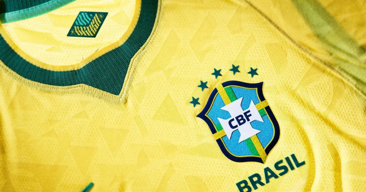 vai-brasa-cultura-wok-nike-selecao-brasileira-3 Ao tentar emplacar a gíria "Vai, Brasa", a gigante de artigos esportivos enfrentou uma rejeição em massa, provando que, no mundo dos negócios, a tradição e a identidade do cliente ainda pesam mais do que tentativas forçadas de modernização.
